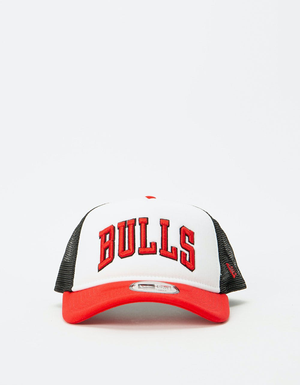 New Era 9Forty Chicago Bulls Team Trucker Cap - White/Team Colour