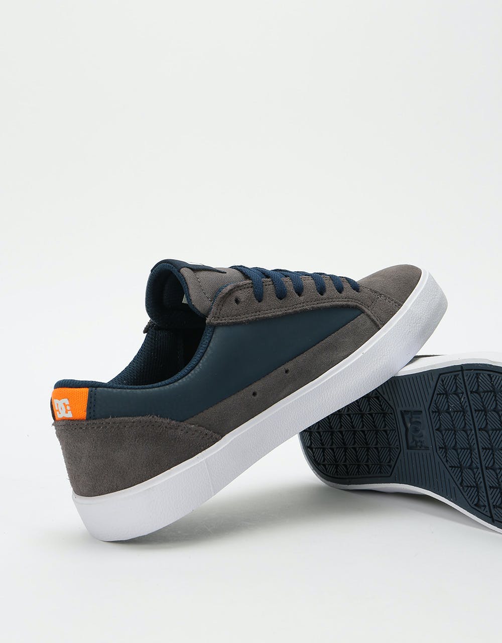 DC Lynnfield Skate Shoes - Navy/Orange