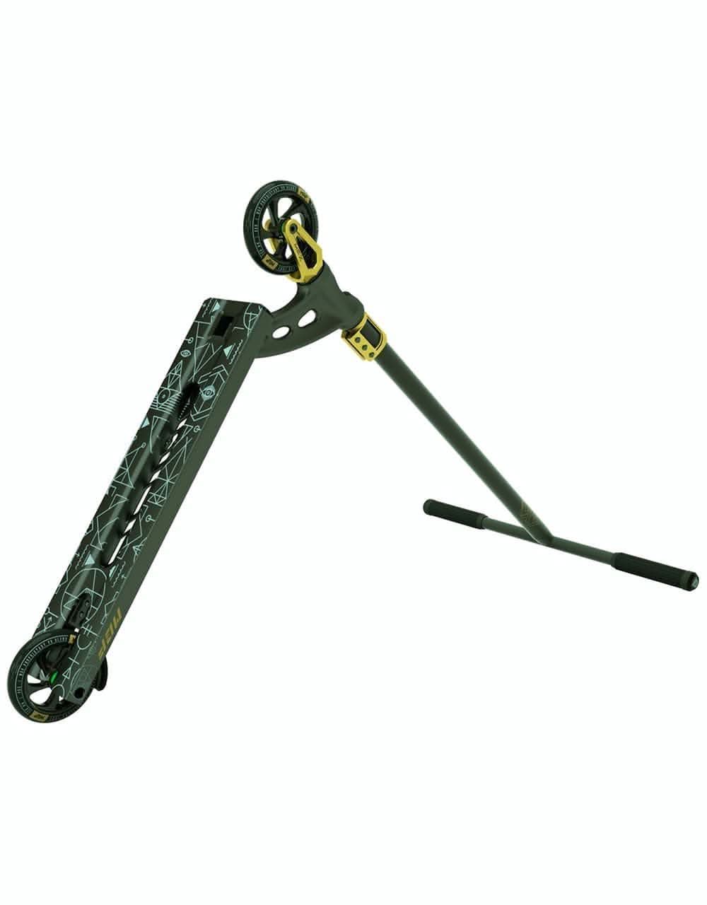 MGP VX 9 Pendulum 5" Complete Scooter - 19.5" Black/Gold