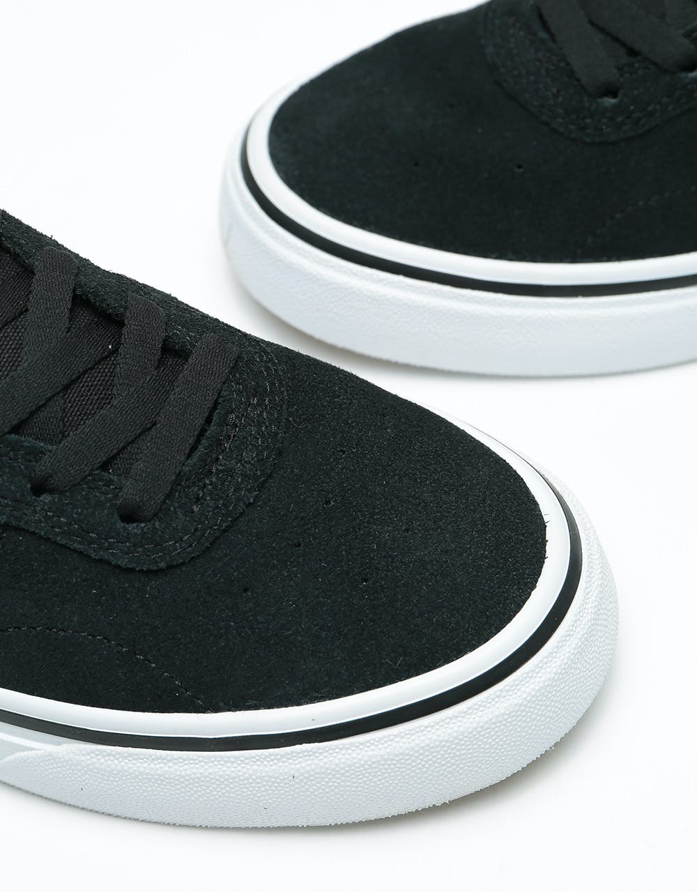 New Balance AM232 Skate Shoes - Black/White