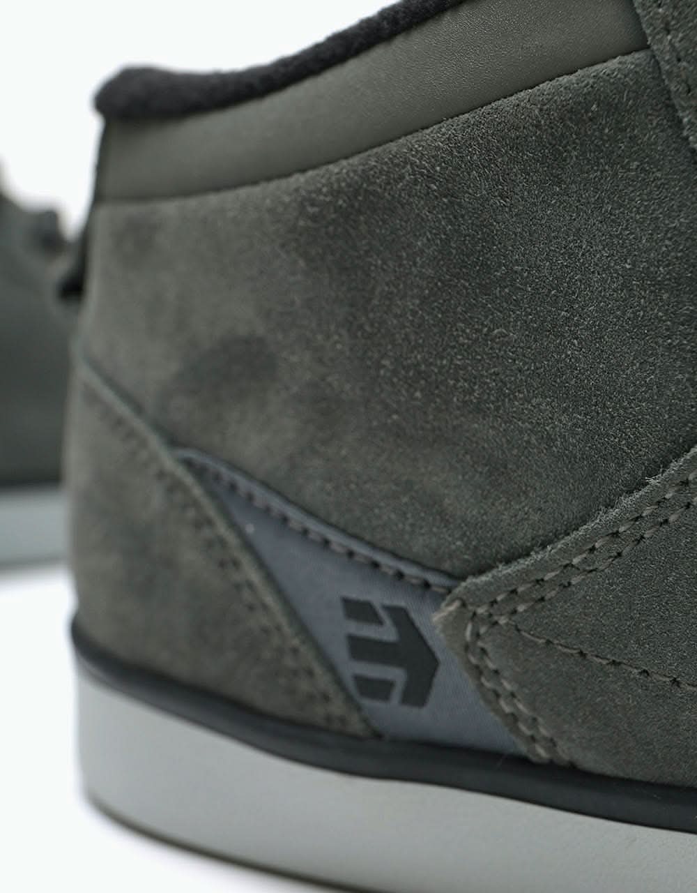Etnies Jefferson MTW Skate Shoes - Dark Grey/Grey