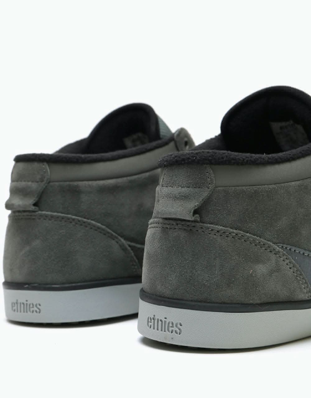 Etnies Jefferson MTW Skate Shoes - Dark Grey/Grey