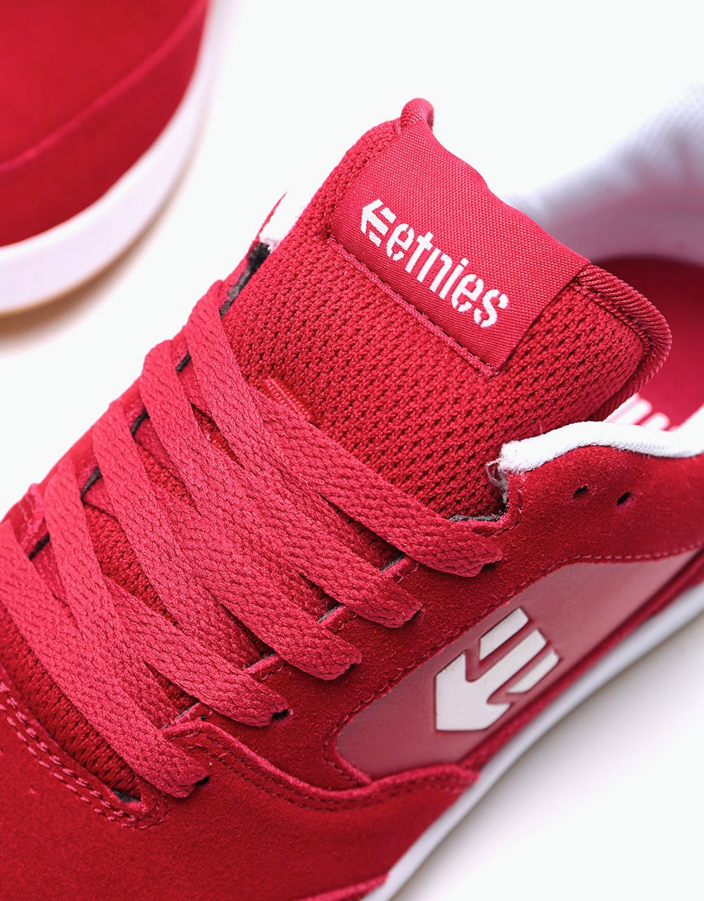 Etnies x Michelin Veer Skate Shoes - Red/White/Gum