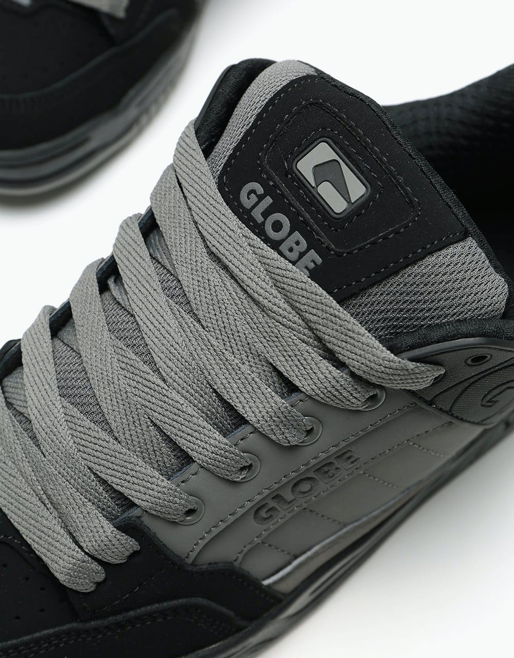 Globe Tilt Skate Shoes - Black/Charcoal Split