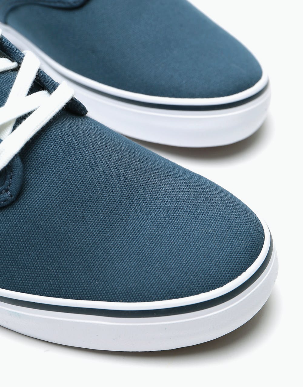 Globe Motley Skate Shoes - Blue Canvas/White
