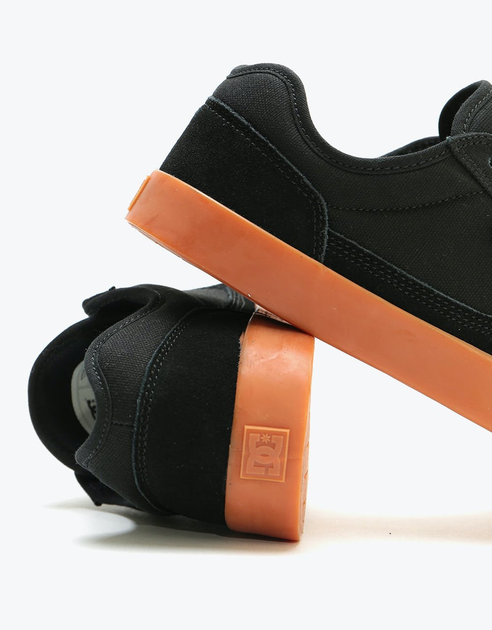 DC Tonik Skate Shoes - Black/Black/Gum