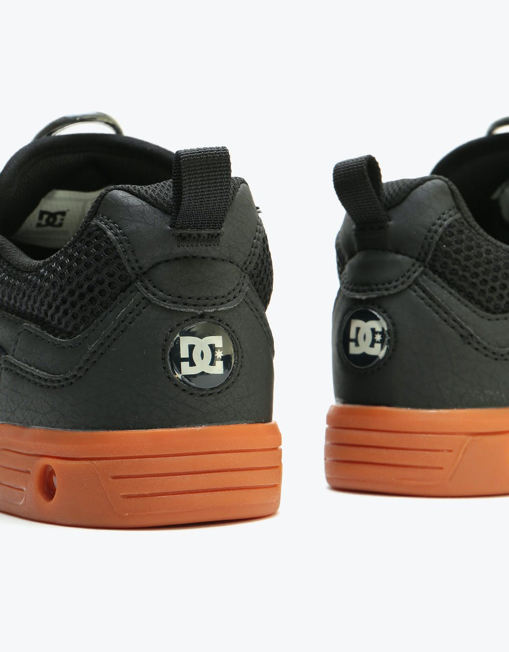 DC Legacy 98 Slim Skate Shoes - Black/Black/Gum
