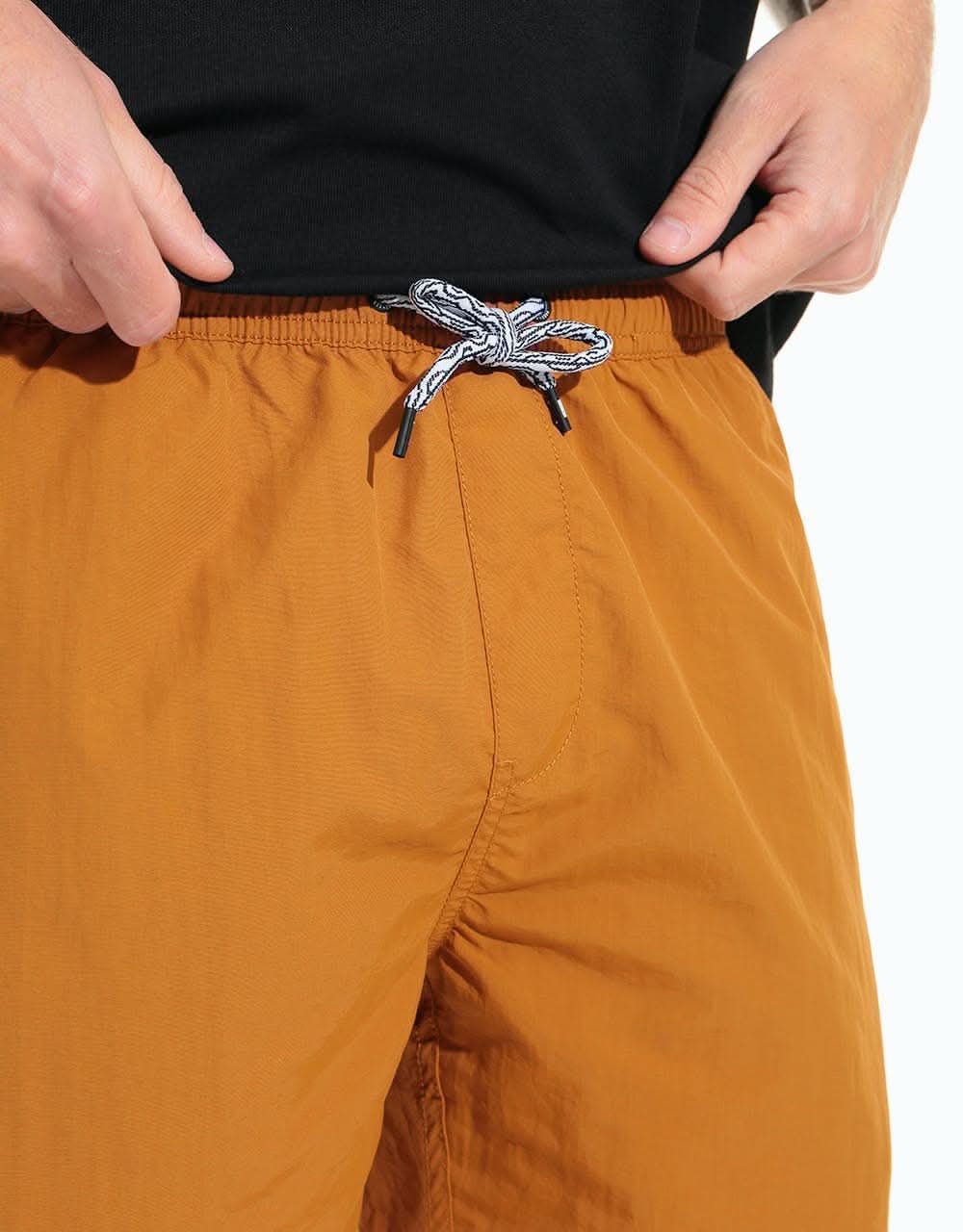 Globe Dana V 16.5" Poolshort - Amber