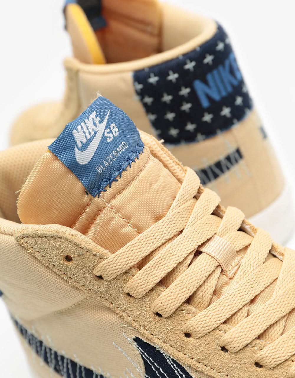 Nike SB Zoom Blazer Mid Premium Skate Shoes - Sesame/Mystic Navy-Sail-