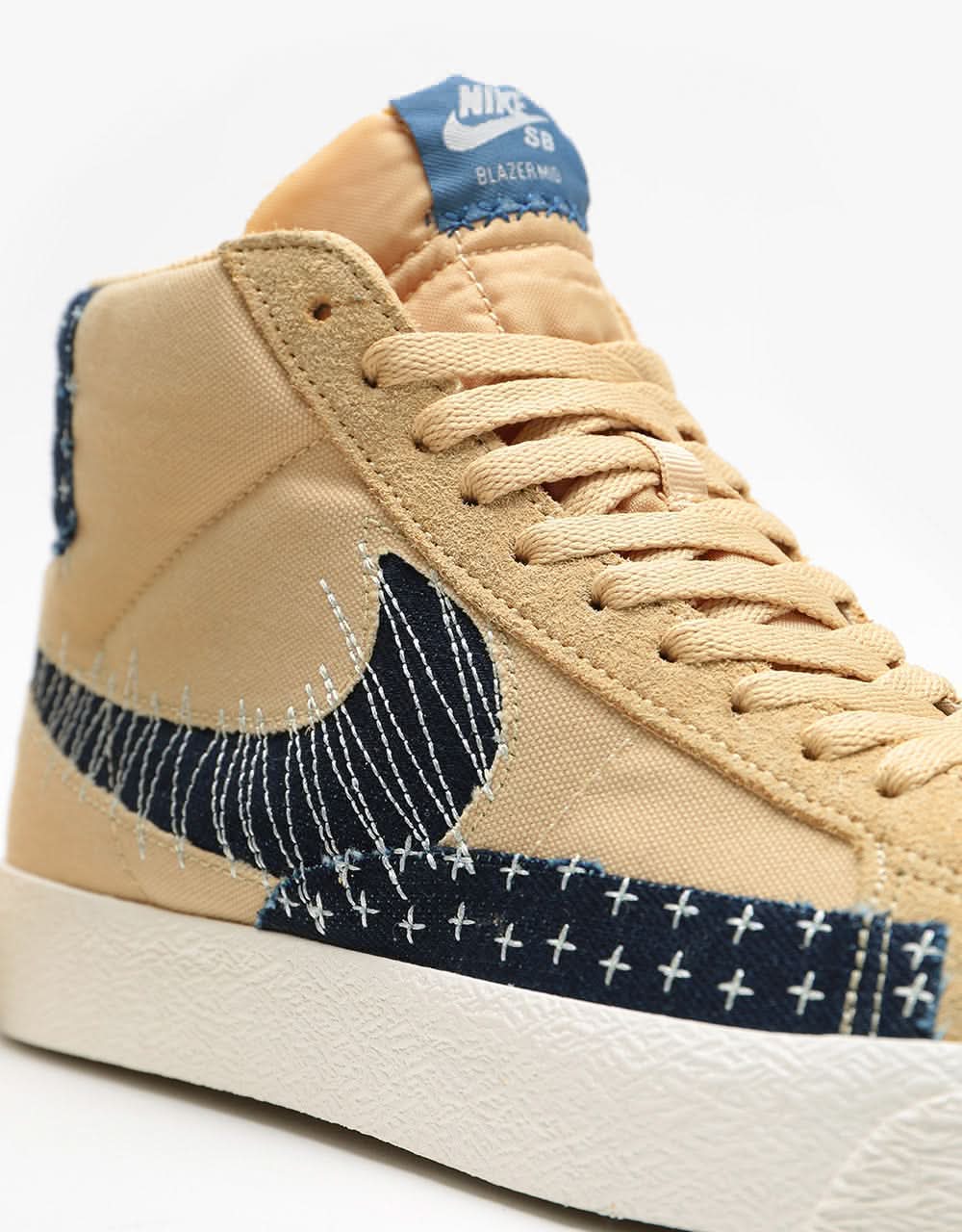 Nike SB Zoom Blazer Mid Premium Skate Shoes - Sesame/Mystic Navy-Sail-