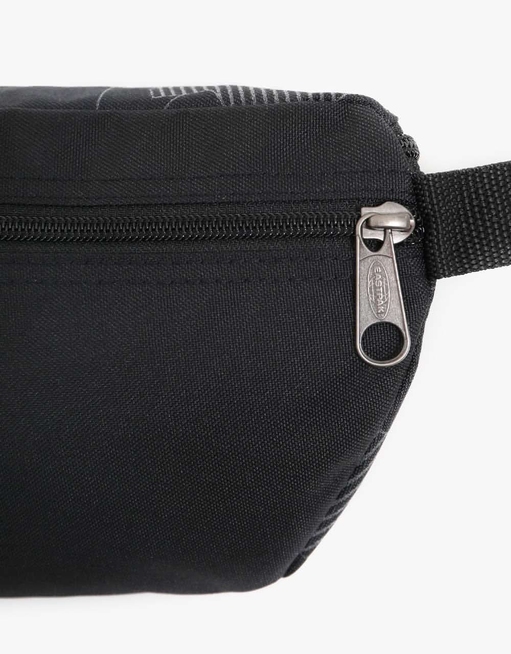 Eastpak Springer Cross Body Bag - Reflective Camo Black
