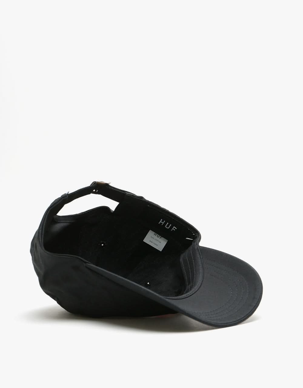 HUF Plastic Heart Curved Visor 6 Panel Cap - Black