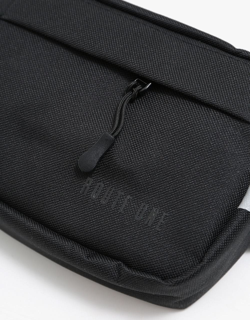 Route One Classic Cross Body Bag - Black