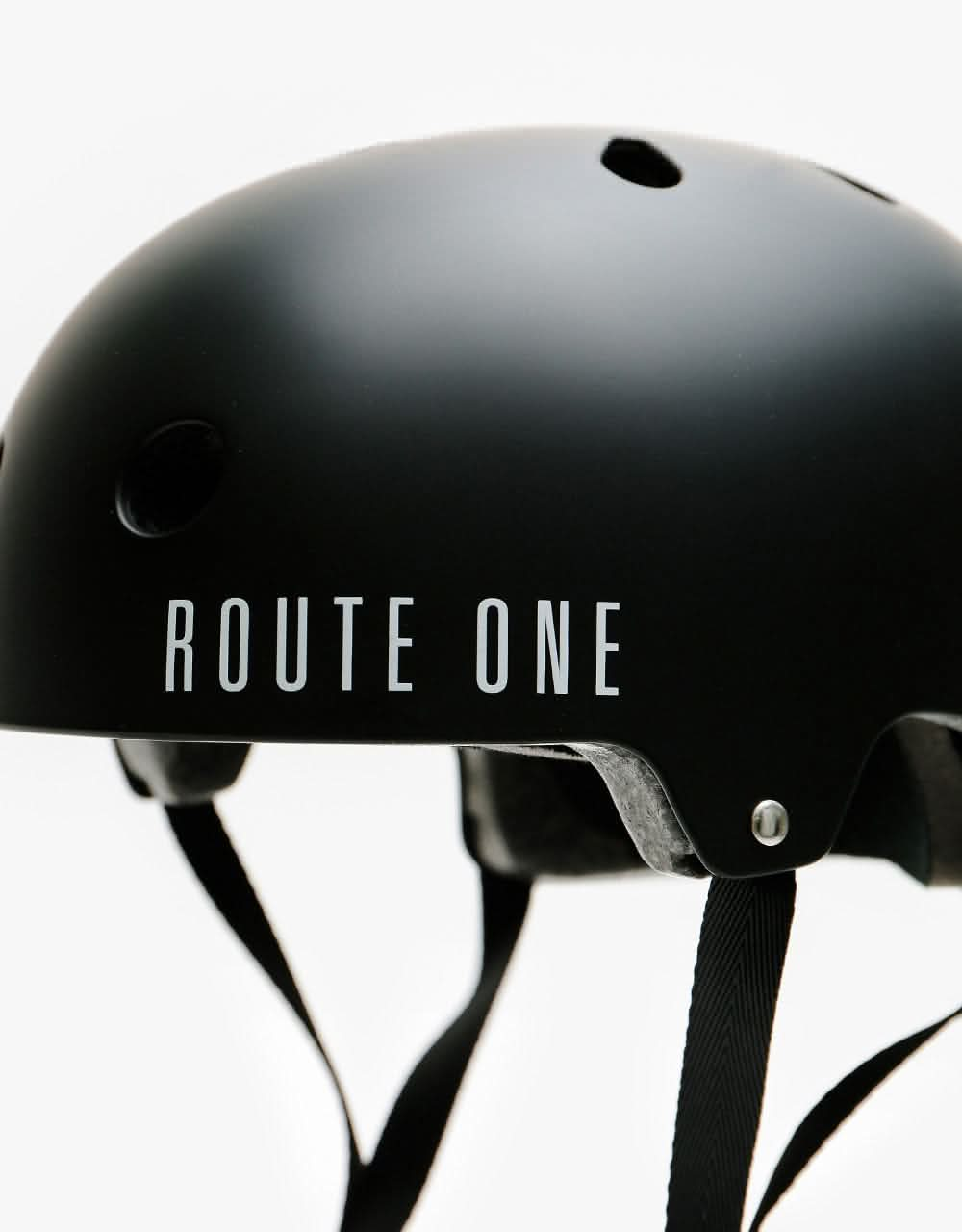 Route One Classic Helmet - Matte Black