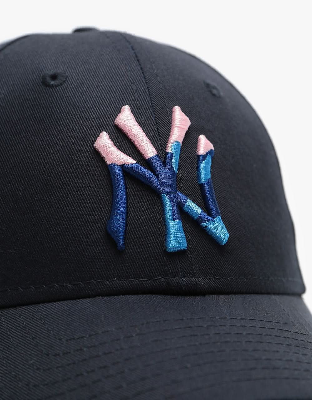 New Era 9Forty New York Yankees Infill Cap - Navy/Pink