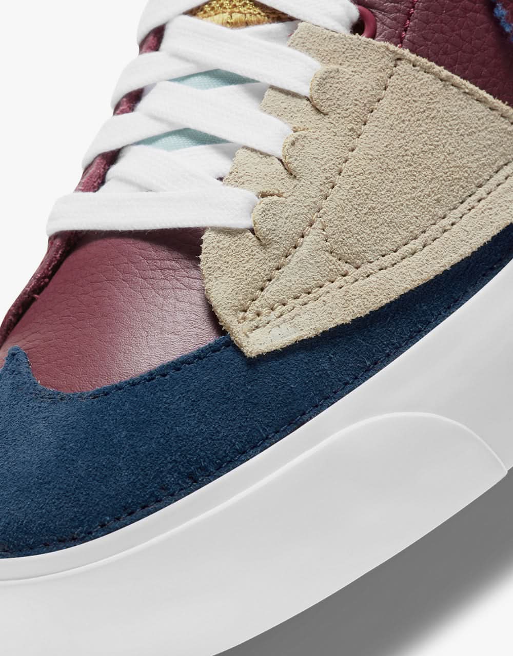 Nike SB Zoom Blazer Mid Edge Skate Shoes - Team Red/Navy-Light Dew-Summit White