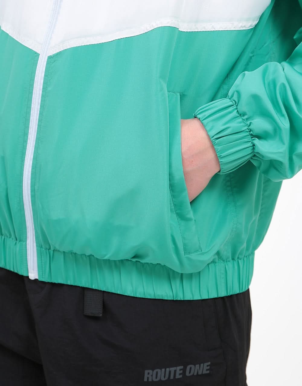 Route One Shelling Windbreaker - White/Quiet Wave