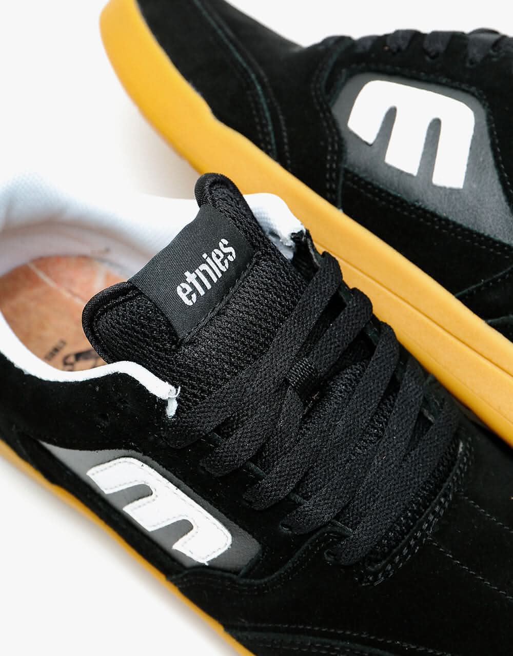 Etnies x Michelin Veer Skate Shoes - Black/Gum/White