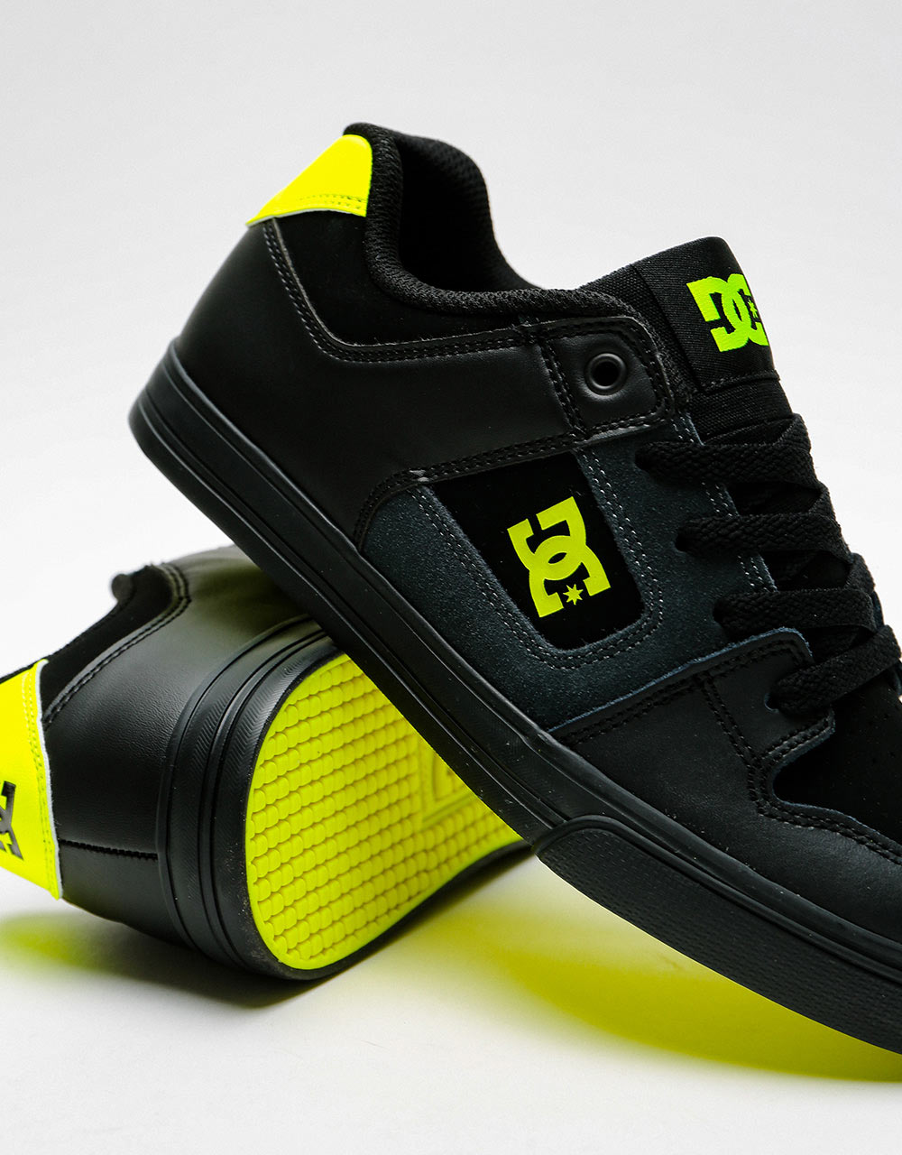 DC Pure Kids Skate Shoes - Black/Yellow