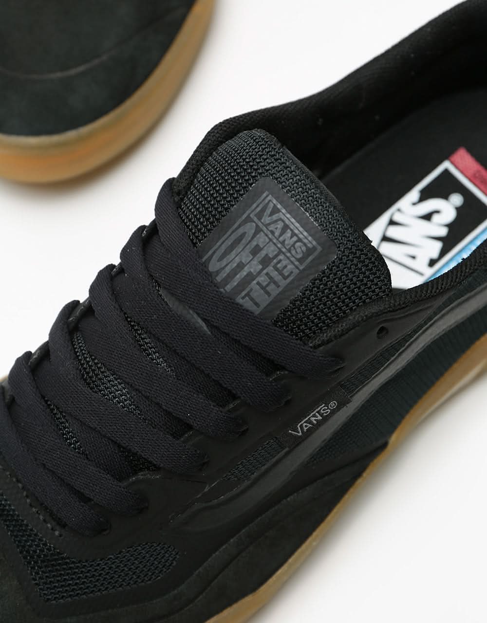 Vans AVE Pro Skate Shoes - Black/Gum