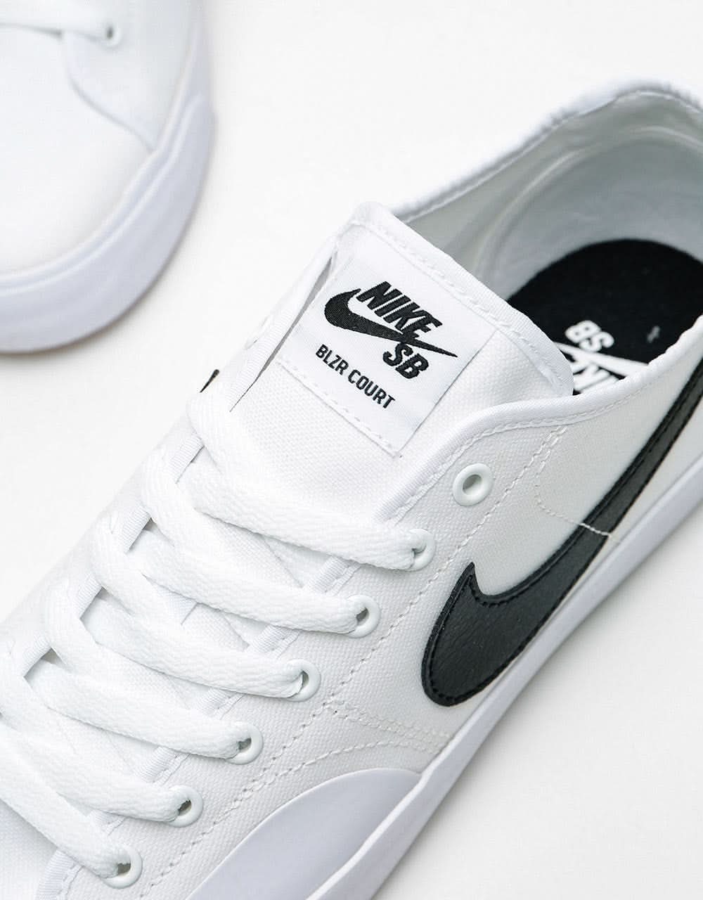 Nike SB BLZR Court Skate Shoes - White/Black-White-Black