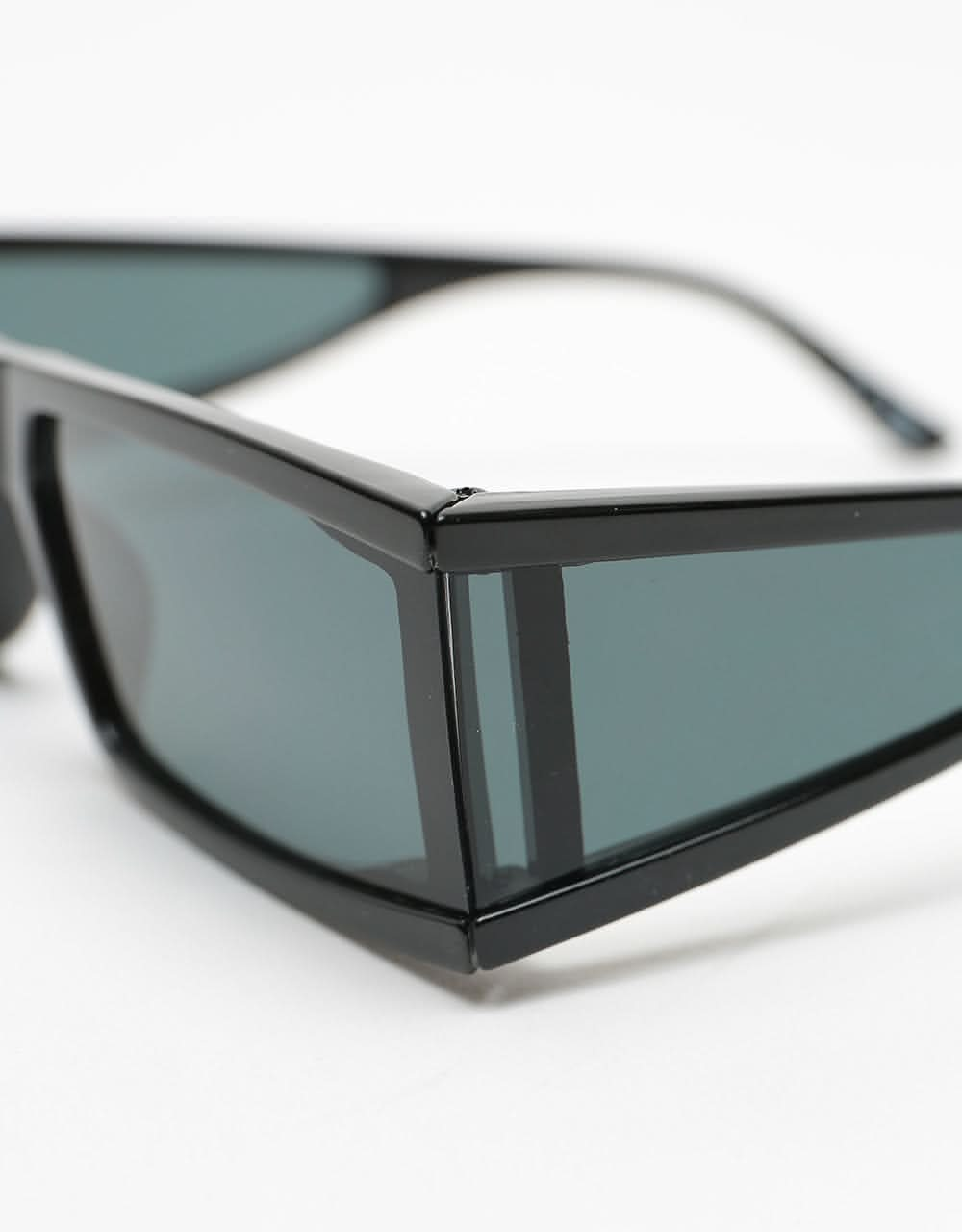 Route One Sting Sunglasses - Black