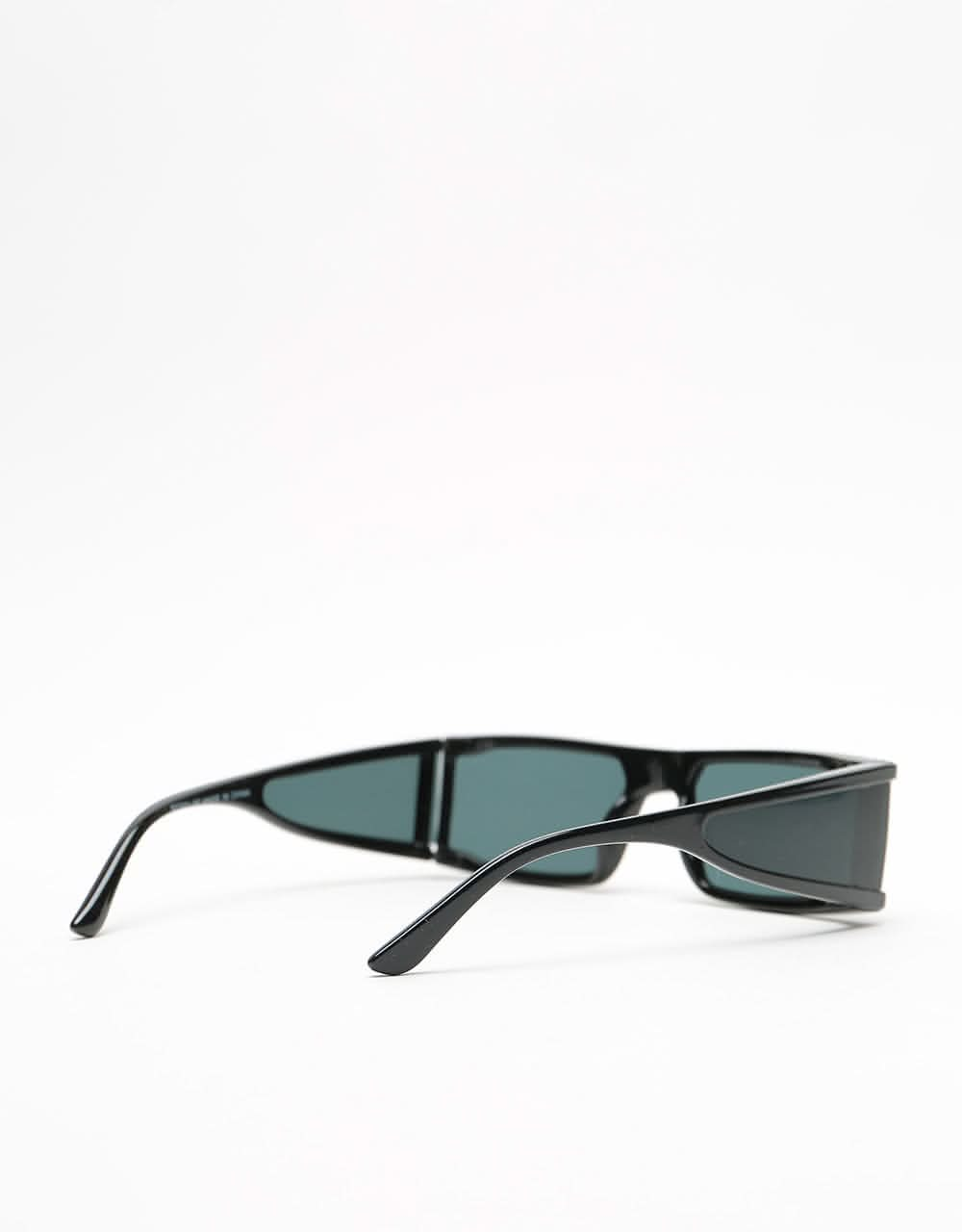 Route One Sting Sunglasses - Black