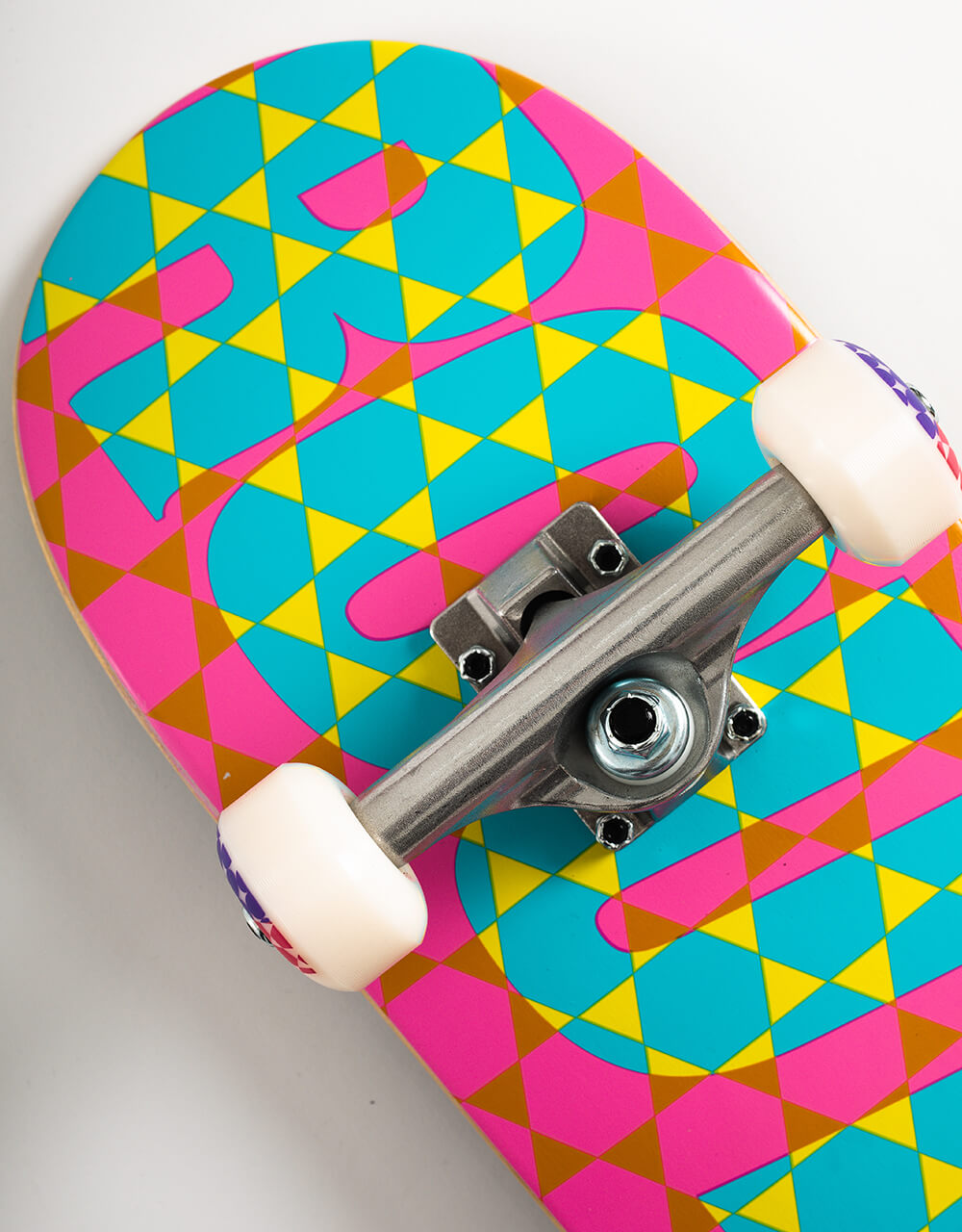 Route One Geometric Complete Skateboard - 7.75"