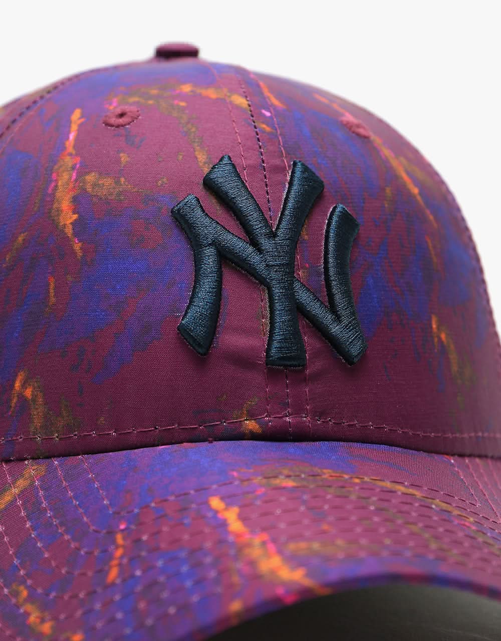 New Era 9Forty New York Yankees X-Ray Scape Cap - Pink