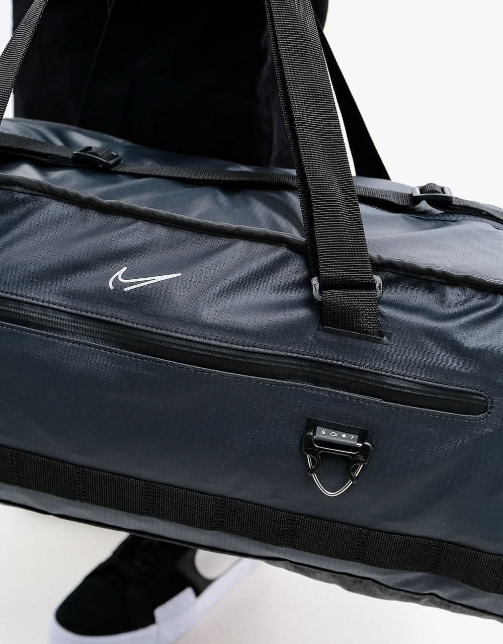 Nike SB RPM SHIELD Duffle Bag  - Black/Black/Reflective