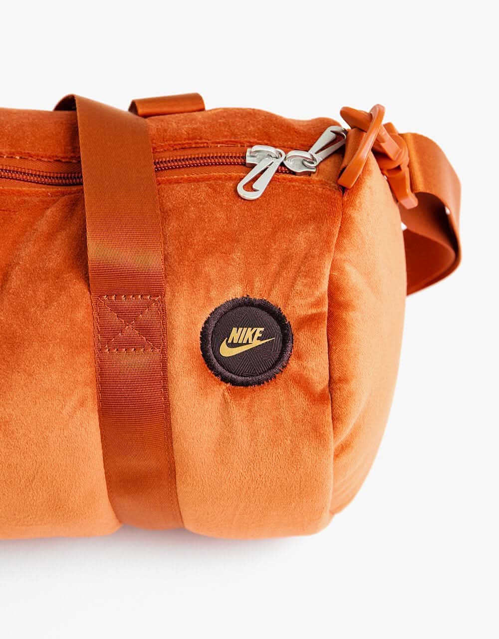 Nike SB Heritage Duffel Bag - Dark Russet/Dark Russet/Metallic Gold