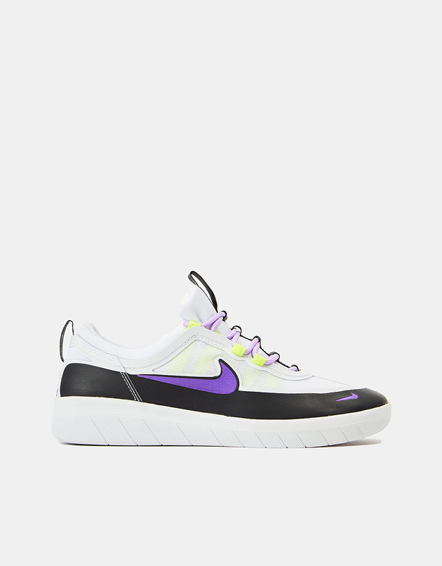 Nike SB Nyjah Free 2 Skate Shoes - Black/Wild Berry-White-Lilac