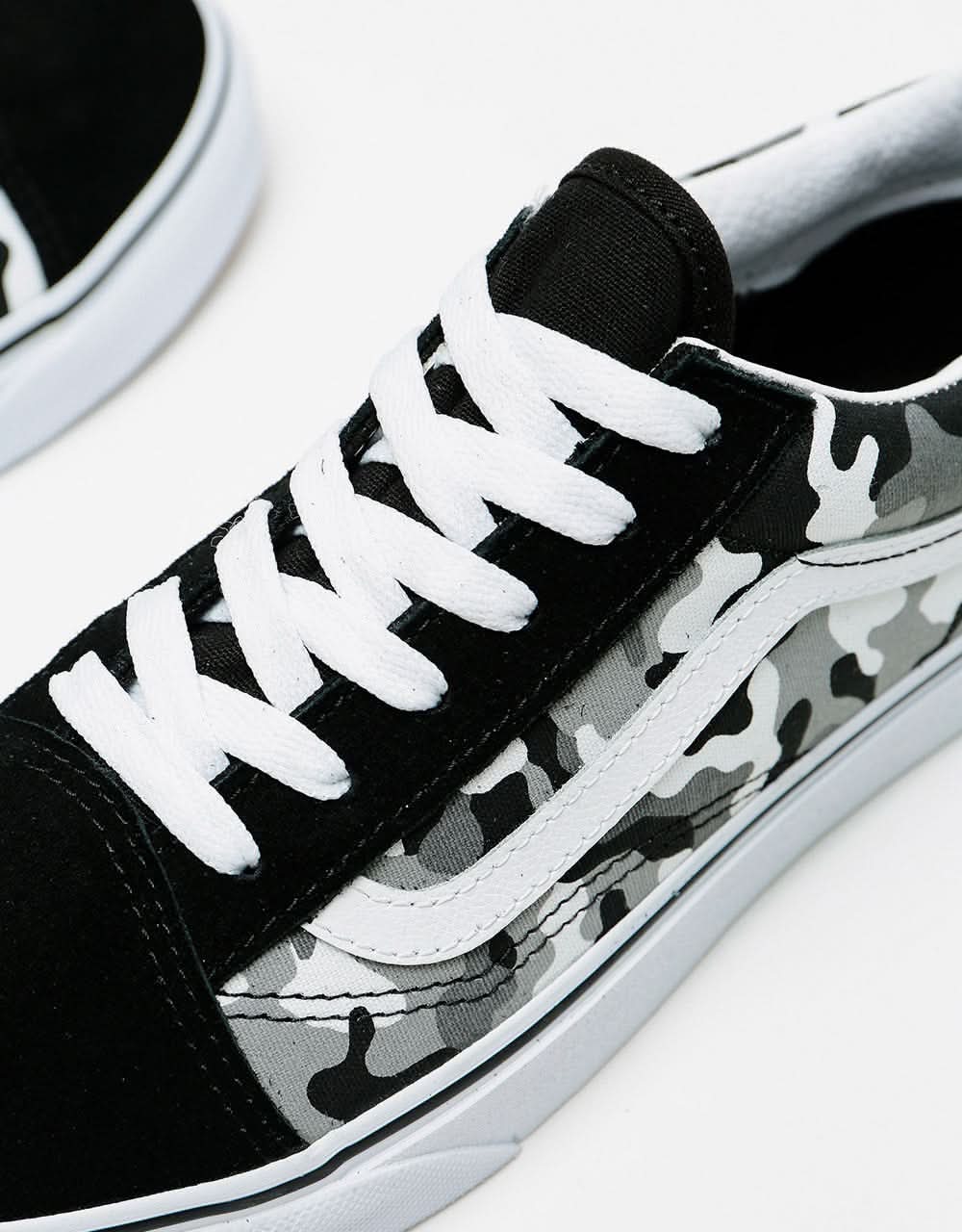 Vans Old Skool Kids Skate Shoes - (Primary Camo) Black/True White