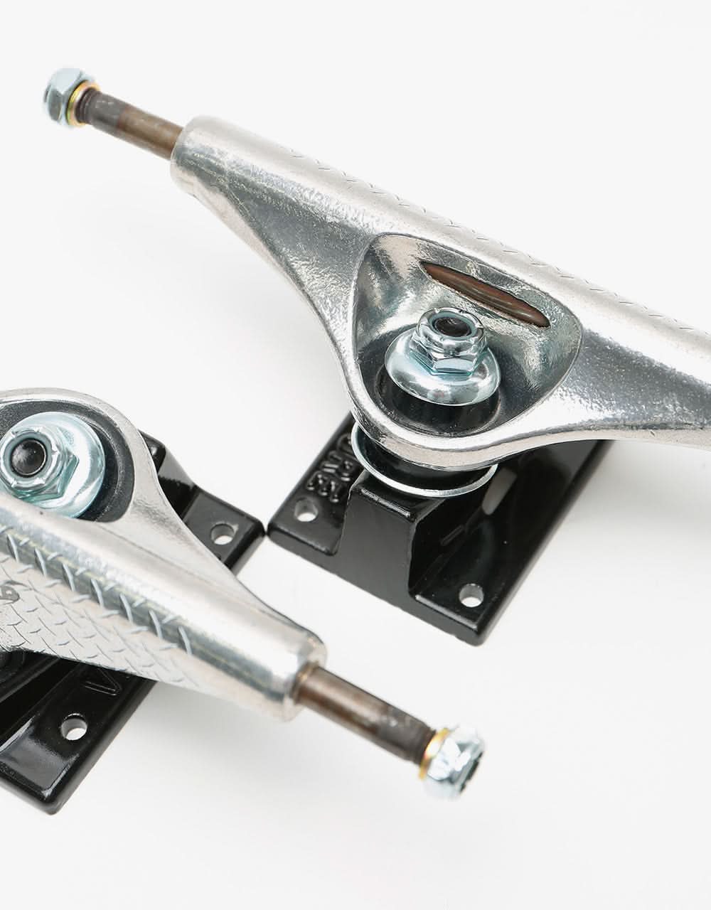 Venture Shanahan Pro 5.6 High Skateboard Trucks (Pair)