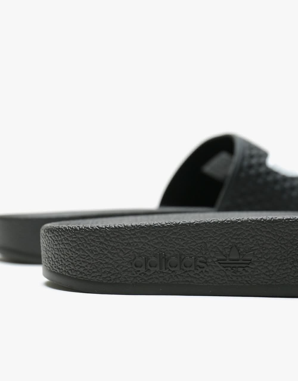 adidas Shmoofoil Slides - Core Black/White/White