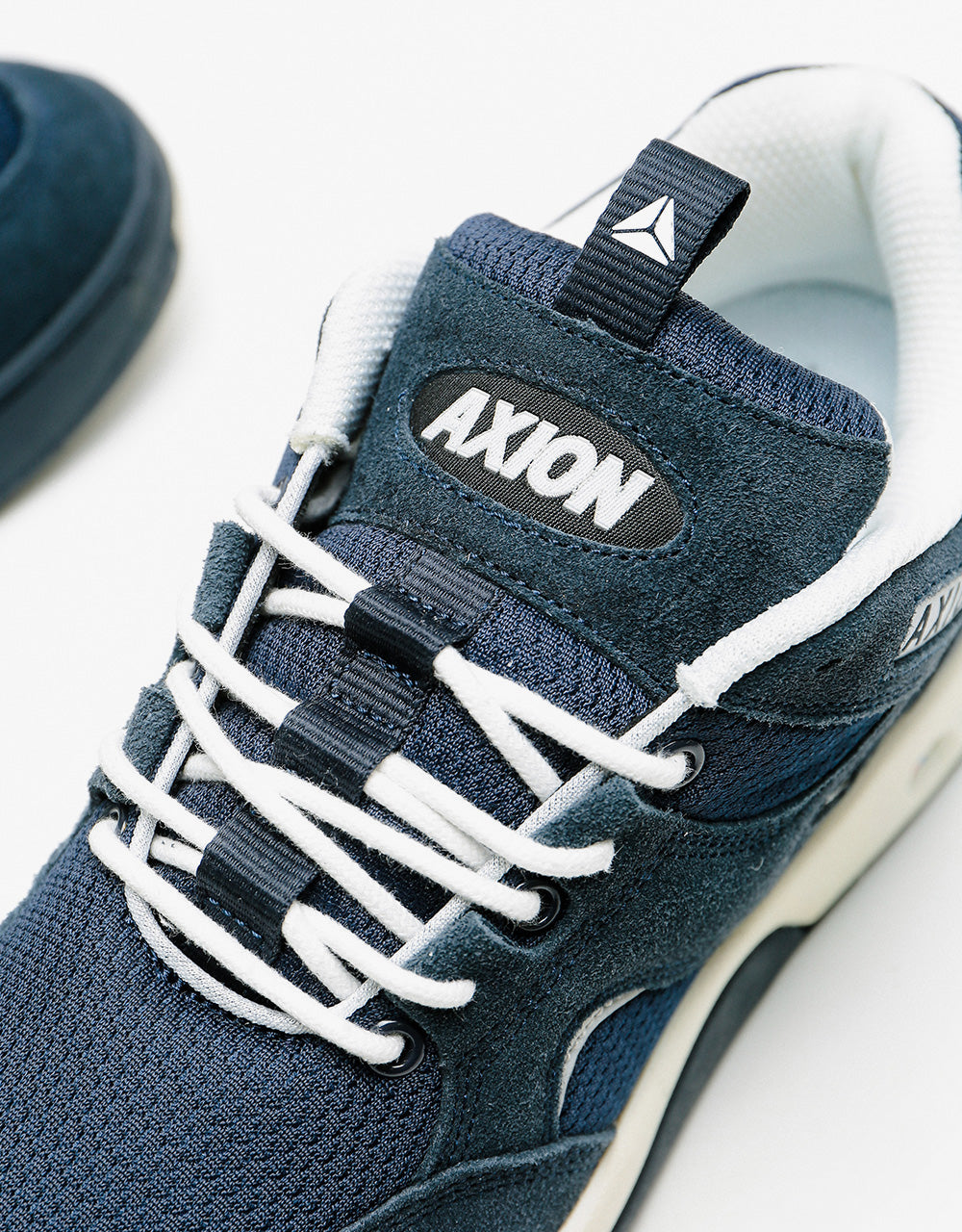 Axion Genesis Skate Shoes - Navy/Silver/White