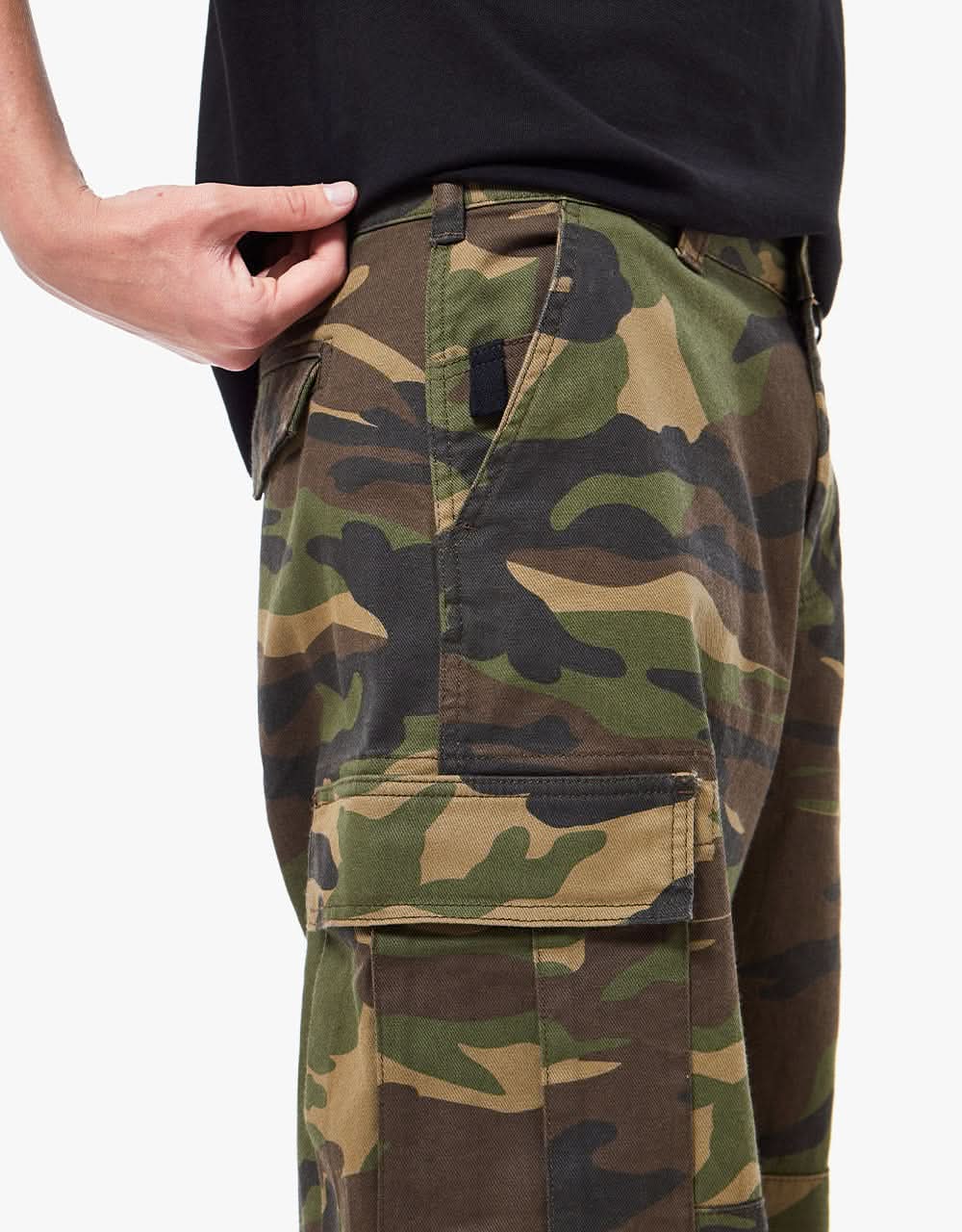 Mannen broek URBAN CLASSICS - Camo Cargo Jogging - olijf- camouflage - TB1611-olive camouflage Mannen broek URBAN CLASSICS - Camo Cargo Jogging - olijf- camouflage - TB1611-olive camouflage