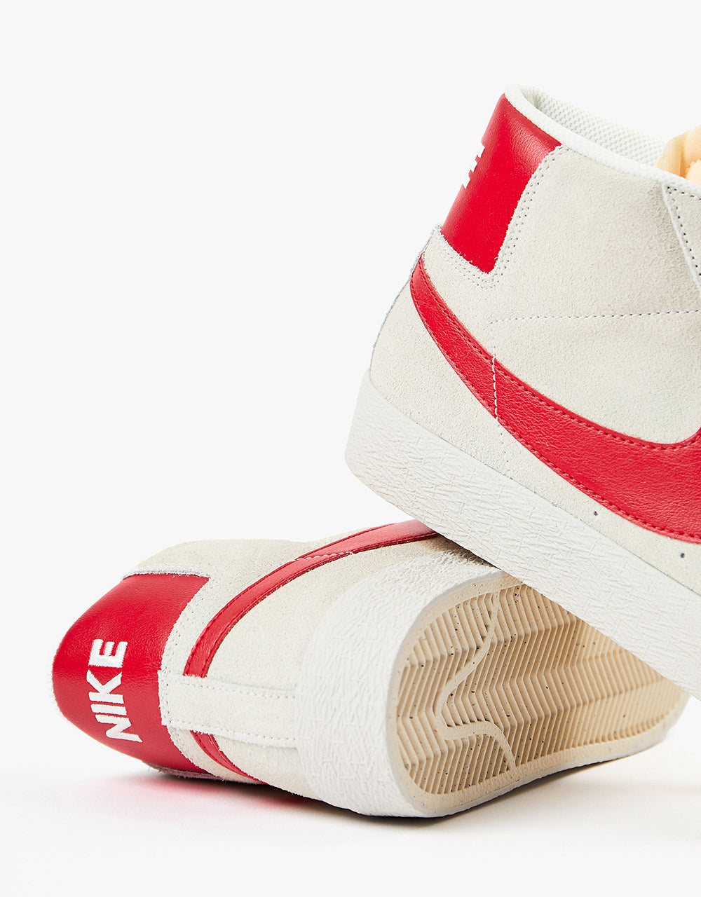 Nike SB Zoom Blazer Mid Skate Shoes - Summit White/University Red-Summit White