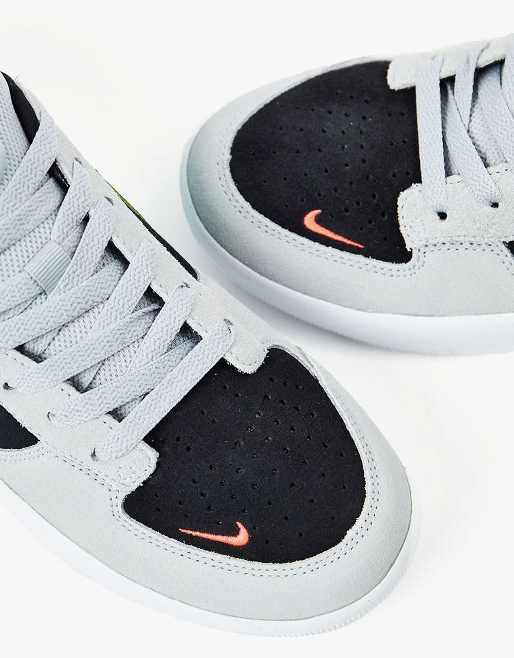 Nike sb shoes light grey Clearance