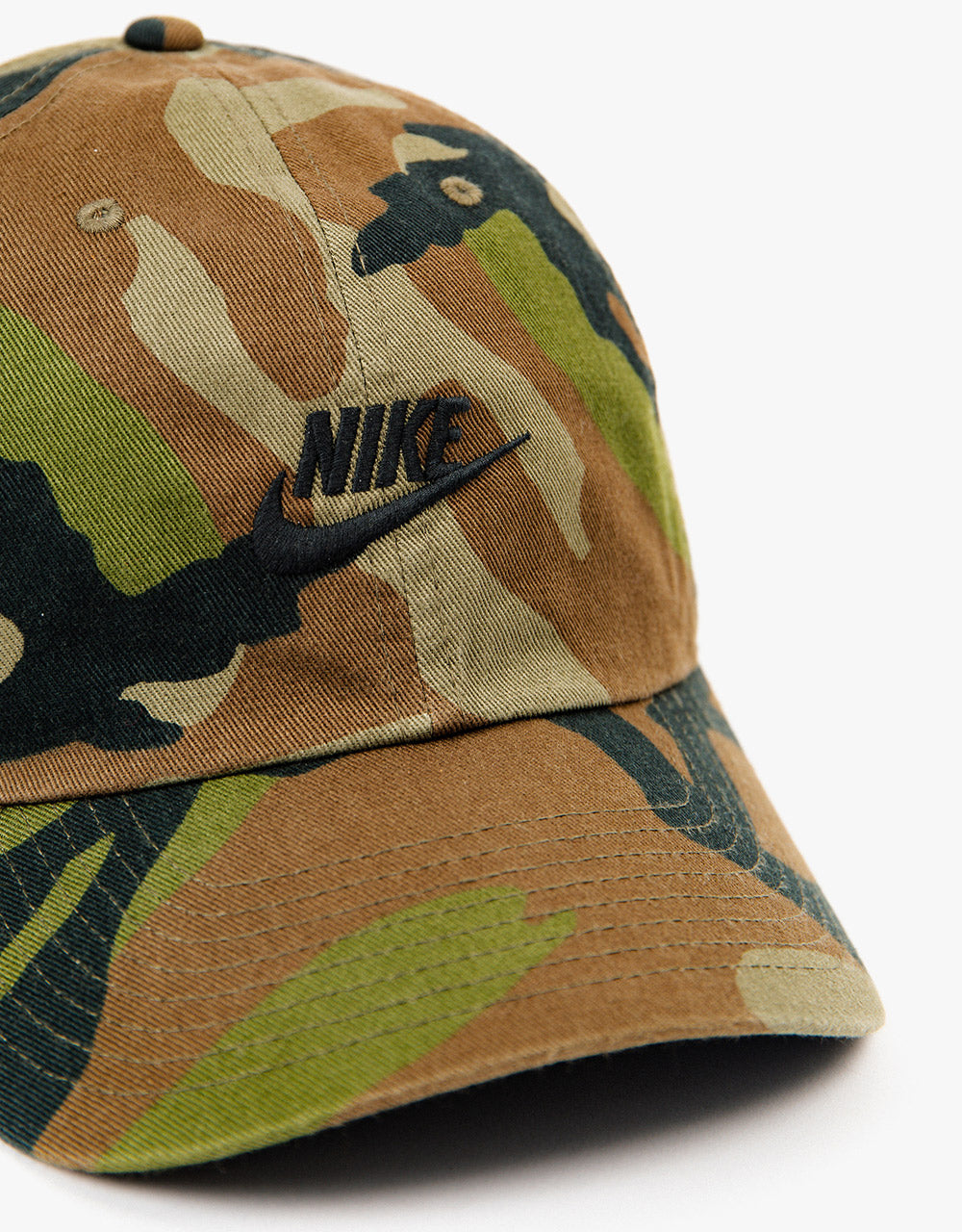 Nike SB Heritage 86 Futura Cap - Washed Camo (Medium Olive/Black)