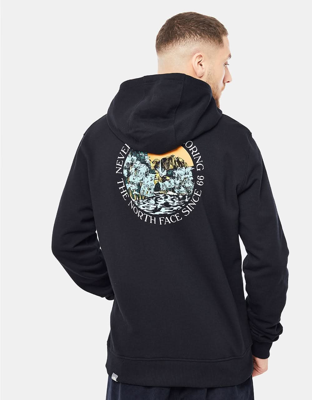The North Face Seasonal Graphic Pullover Hoodie - TNF Black – Route One