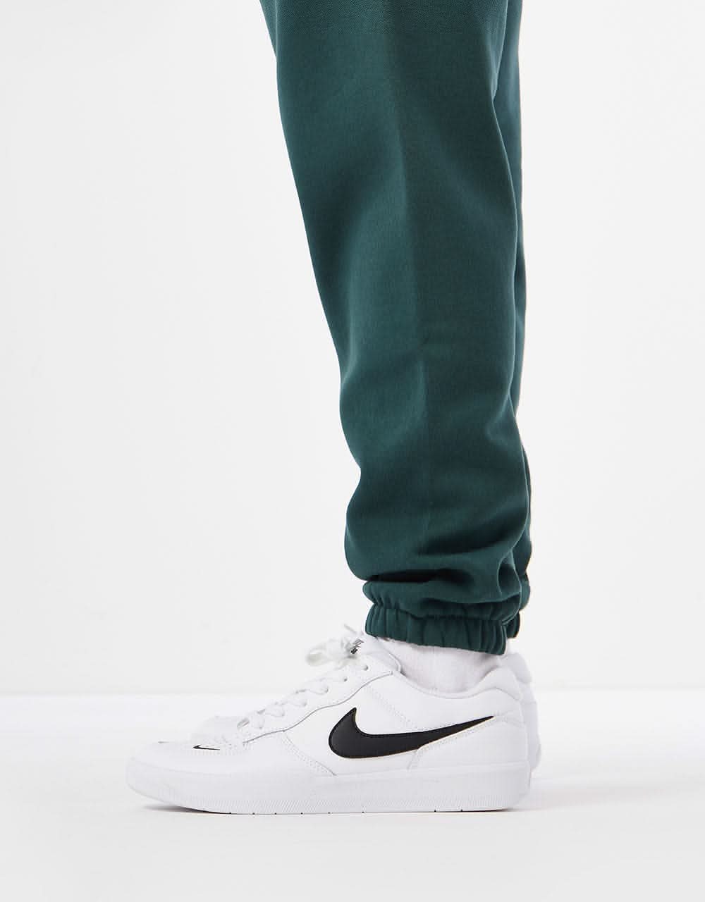 Carhartt WIP Chase Sweat Pant - Juniper/Gold