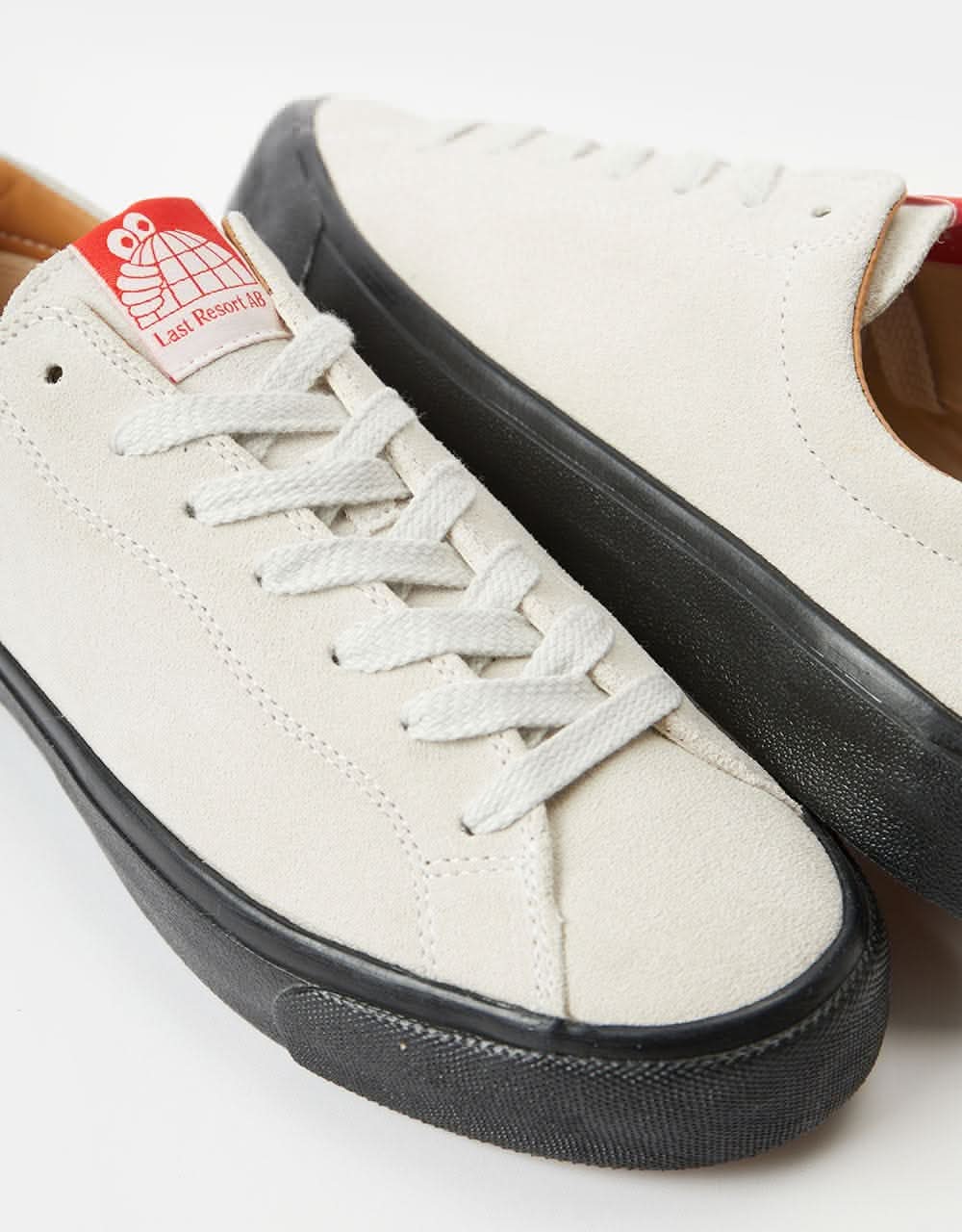 Last Resort AB VM003 Suede Lo Skate Shoes - White/Black