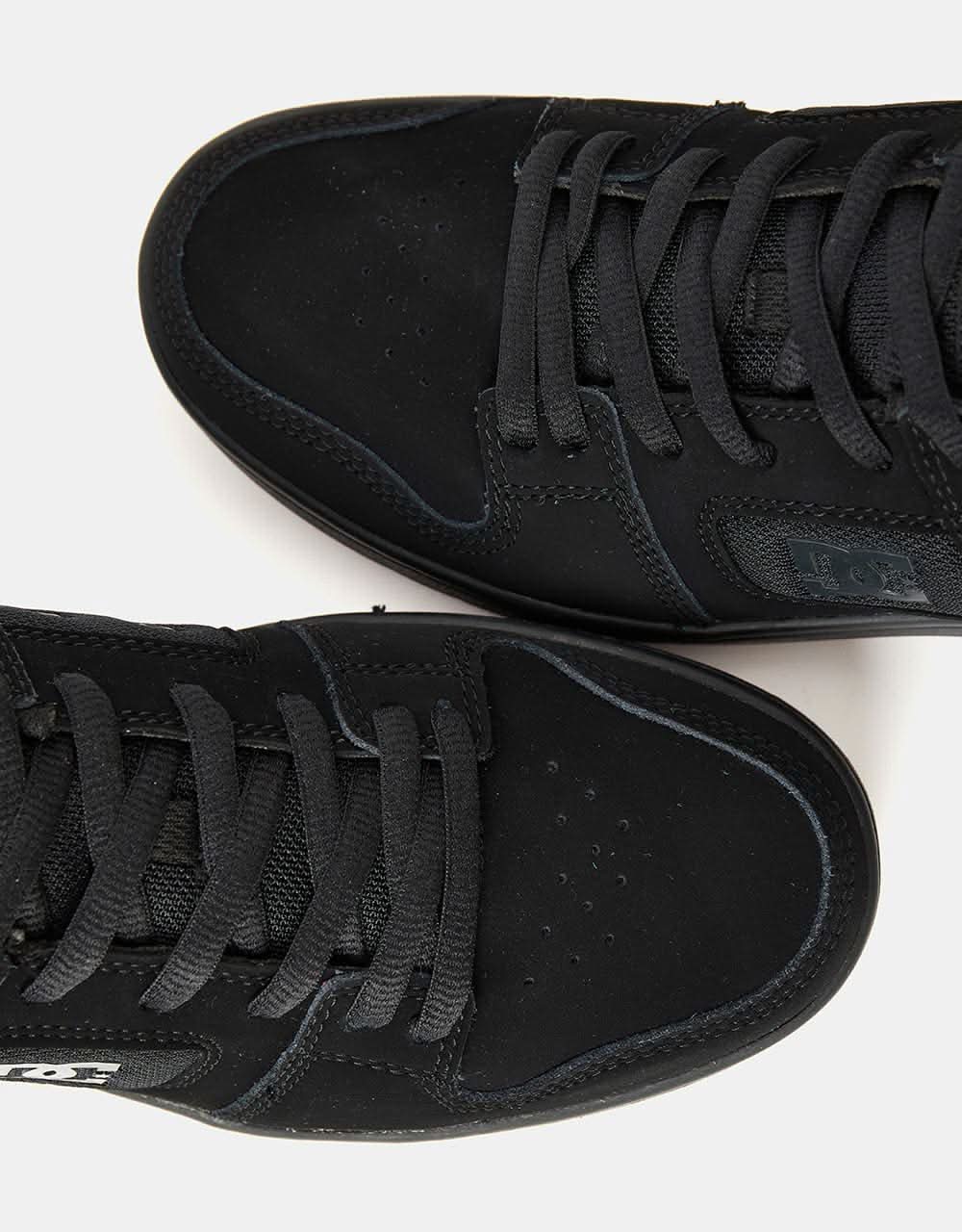 DC Manteca 4 Skate Shoes - Black/Black/Gum