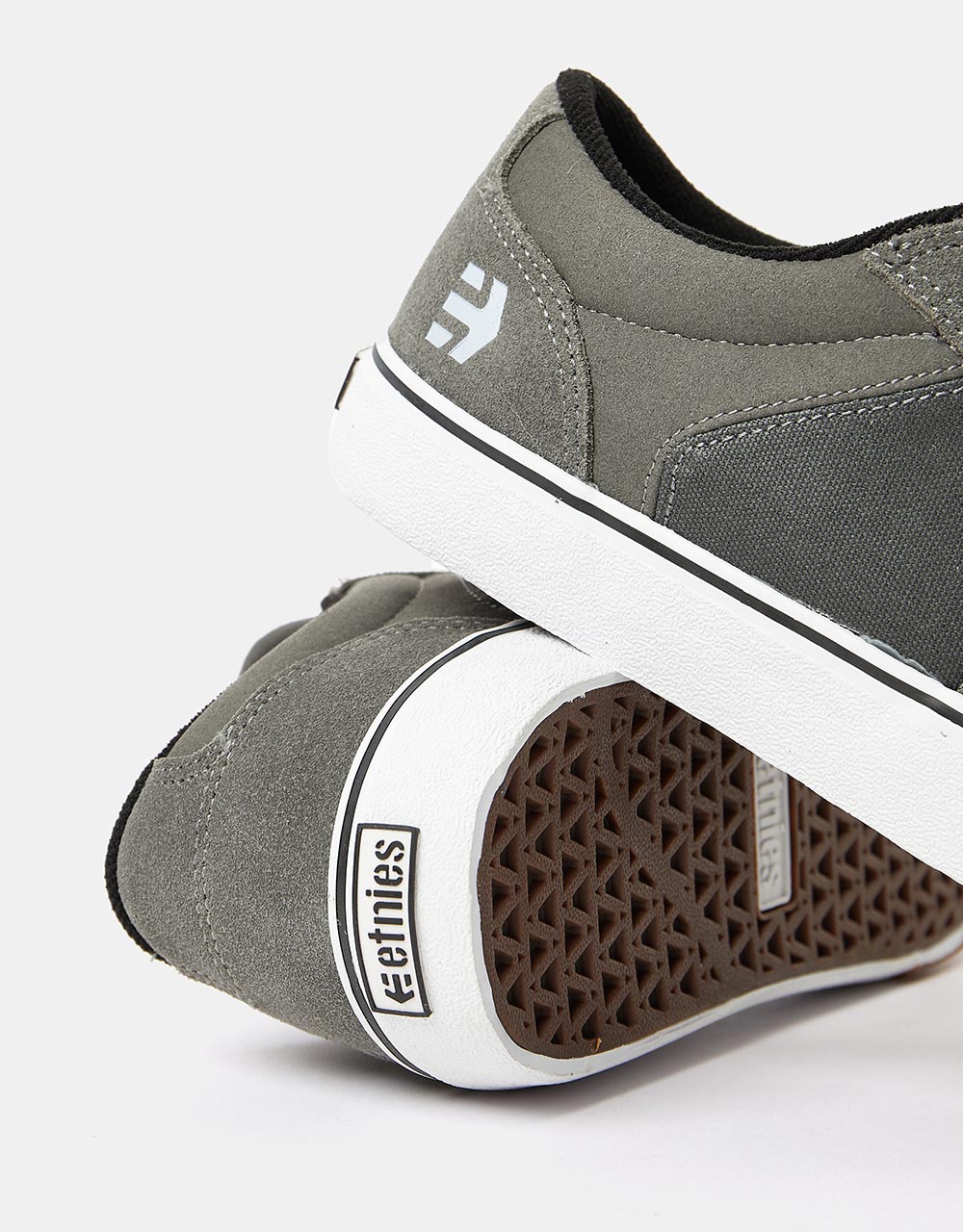 Etnies Barge LS Skate Shoes - Dark Grey/White/Gum