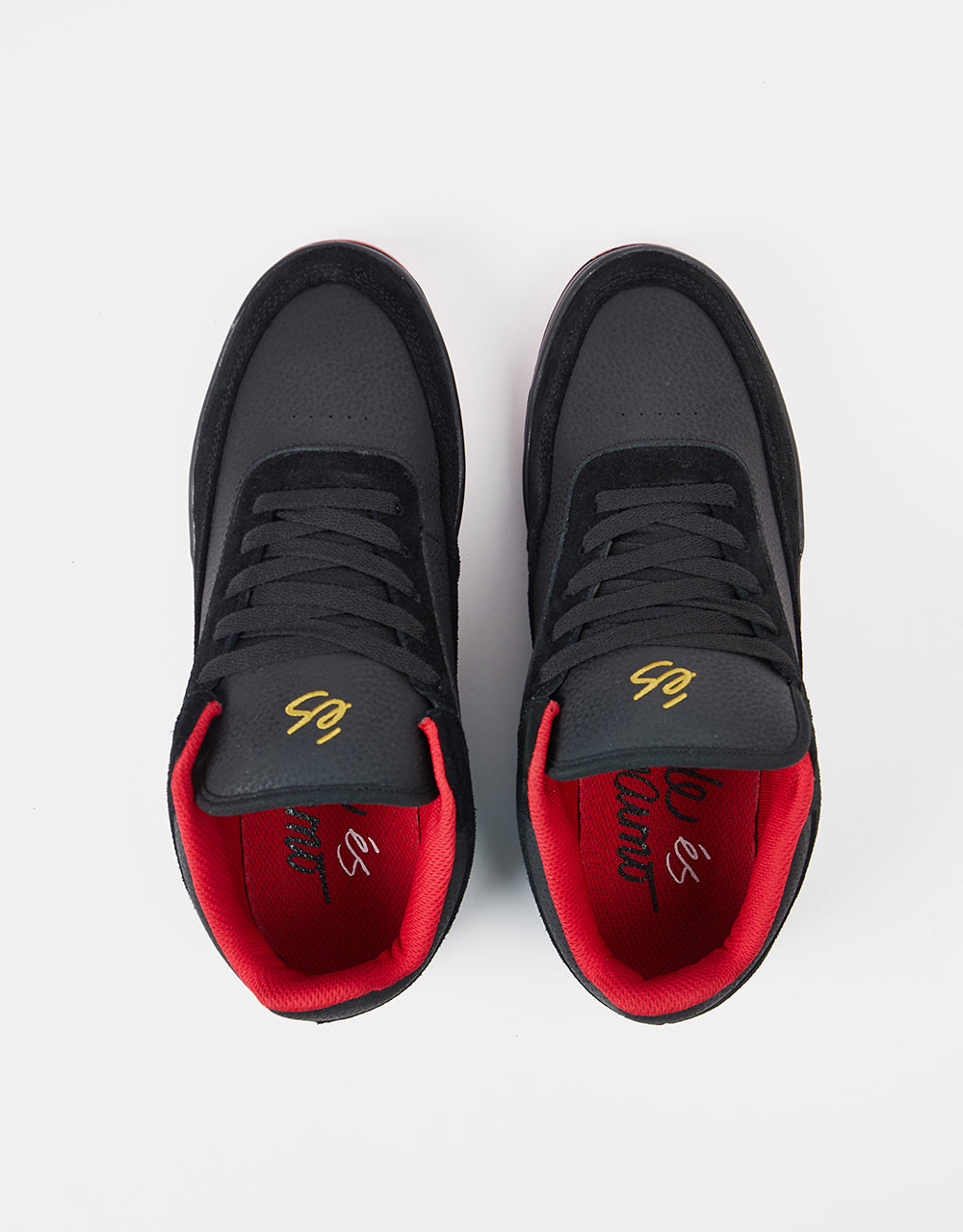 éS Stylus Mid Skate Shoes - Black/Red