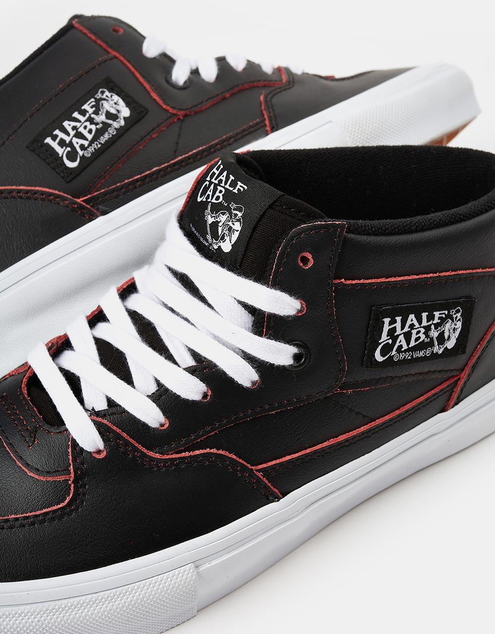 Vans Skate Half Cab R1 UK Exclusive Skate Shoes - (Wearaway) Black/White