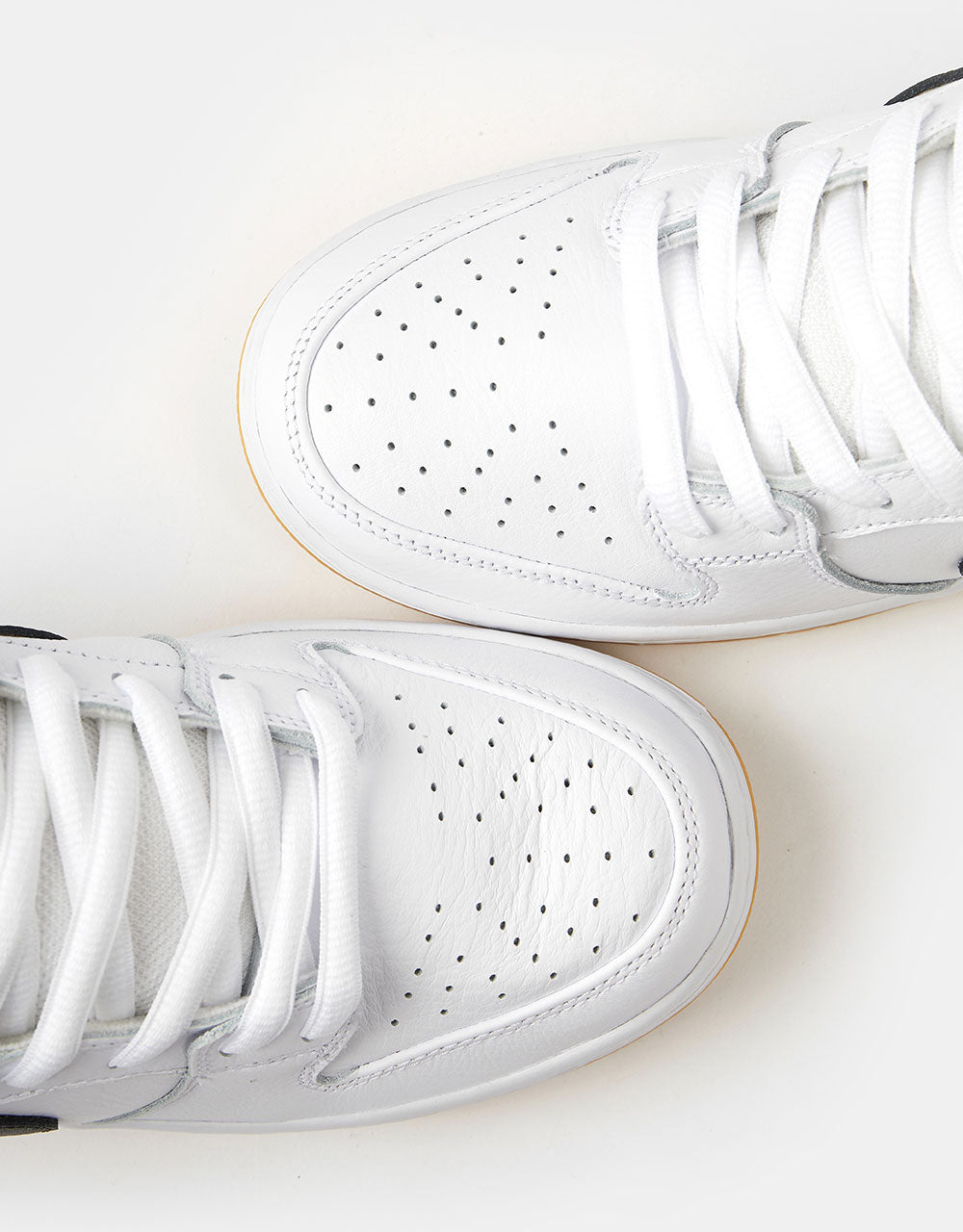 Nike SB Dunk Low Pro Premium Skate Shoes - White/Black-White-Gum Light Brown