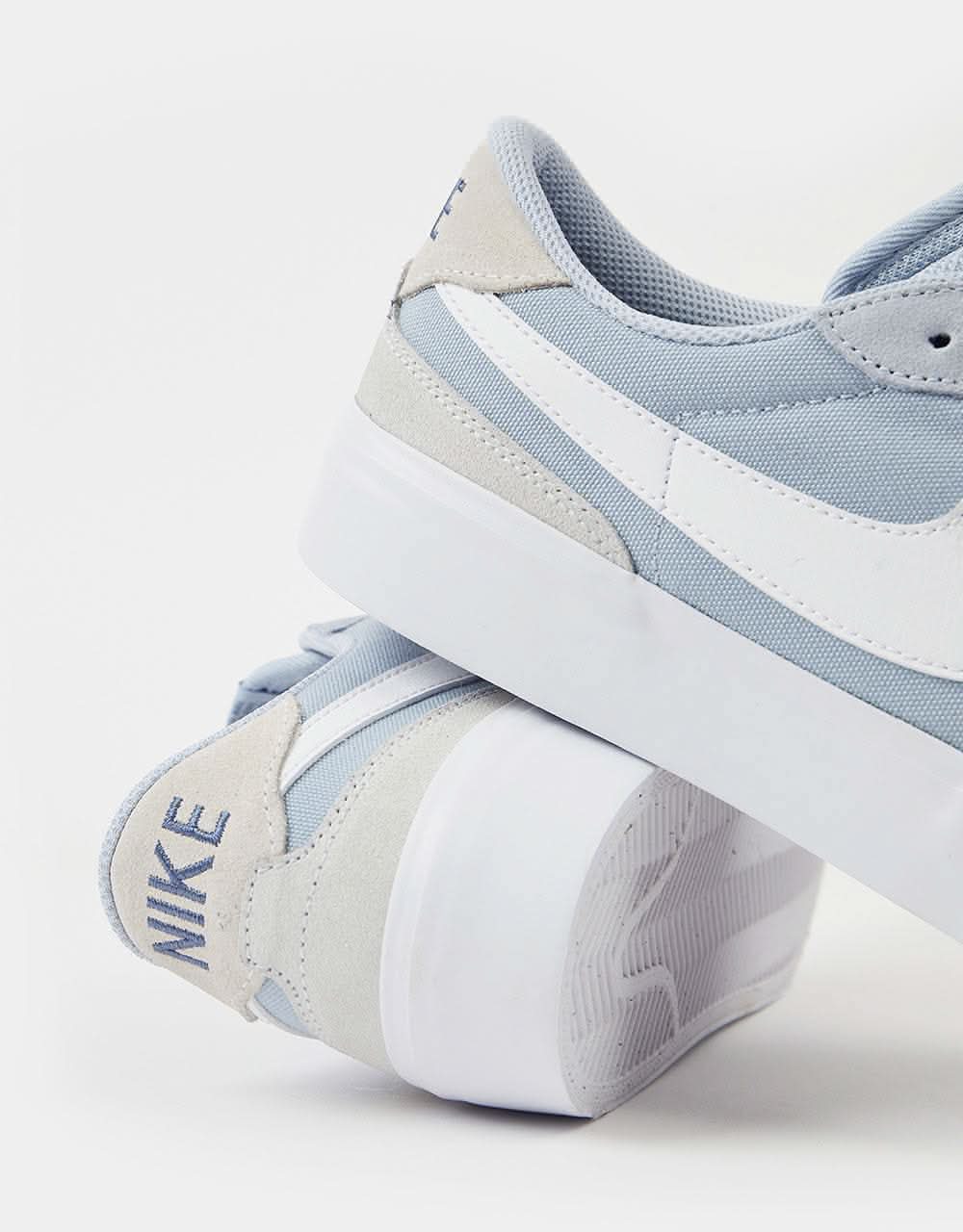 Nike SB Zoom Pogo Plus Skate Shoes - Blue Whisper/White-Football Grey
