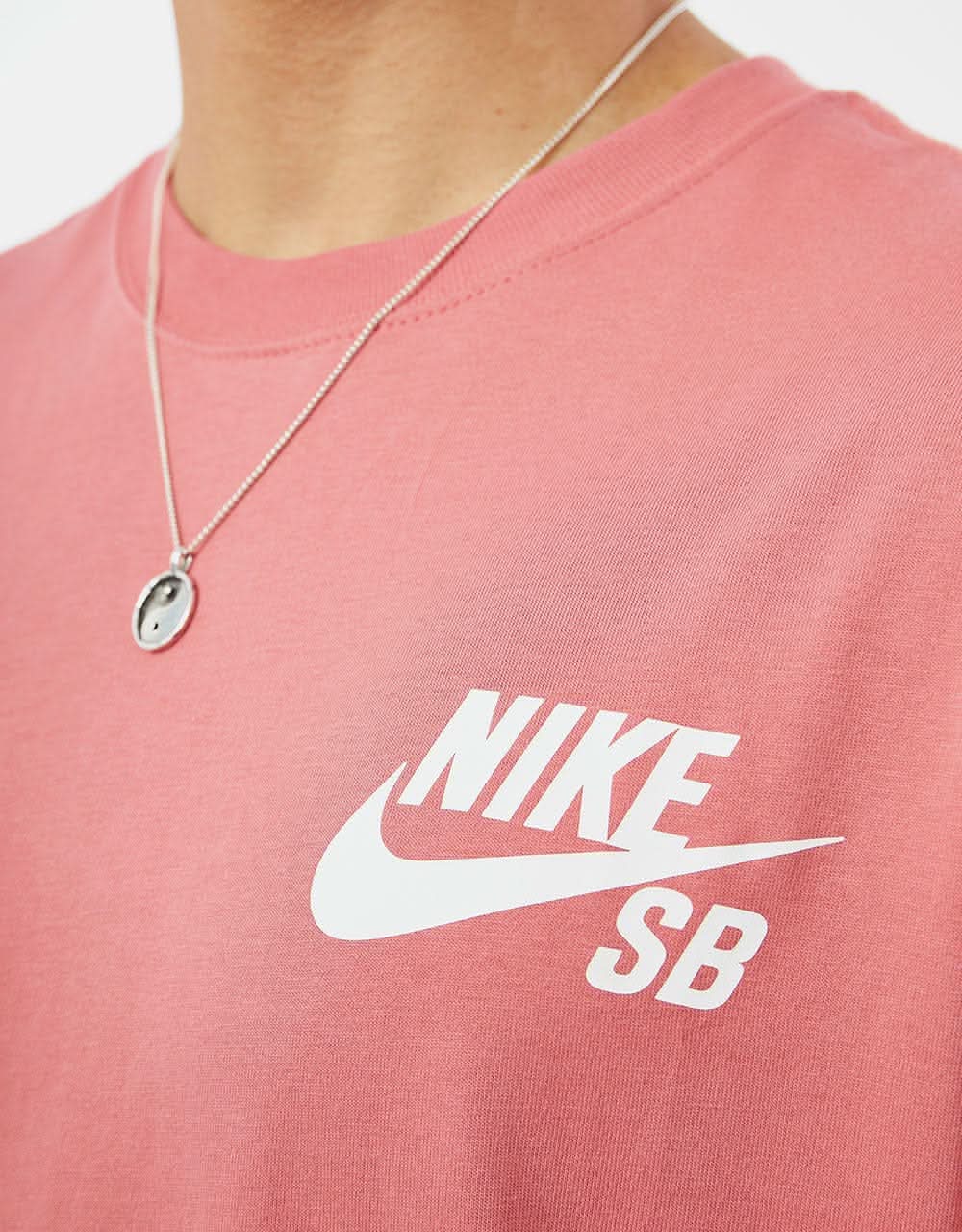 Nike SB Logo T-Shirt - Adobe